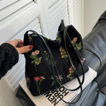 Vintage Geborduurde Tas Met Bloemen