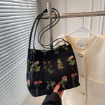 Vintage Geborduurde Tas Met Bloemen